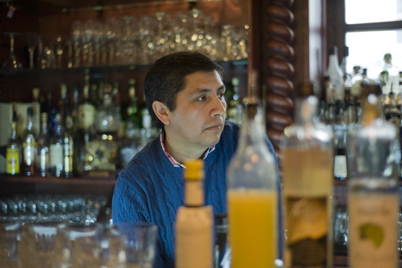 Rafael Díaz ... peruánský barman v Praze